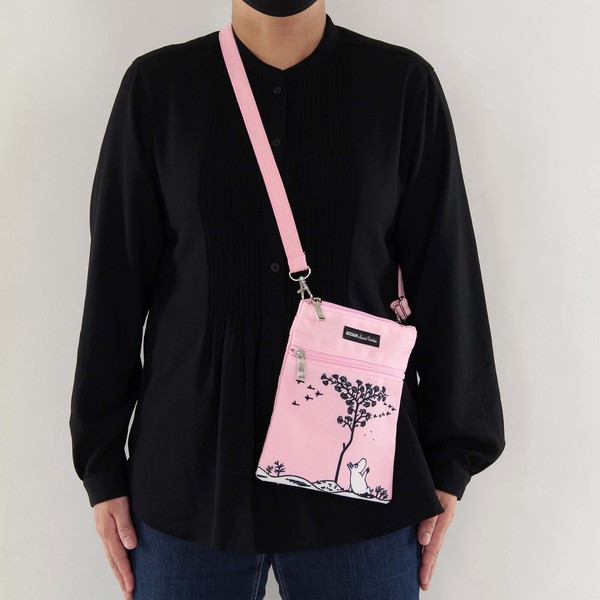 japanese shoulder bag pink moomin 16x21cm in use