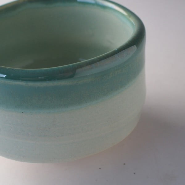 matcha tea bowl hitogama hiwa glass close up