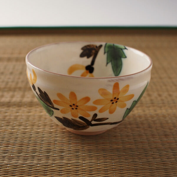 Mino ware Kaminazuki Chrysanthemum Mini Matcha Bowl portrait image