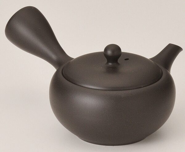 Tokoname ware Koshisaku 100ML Black Glazed Teapot - MIJ PRODUCT PORTRAIT